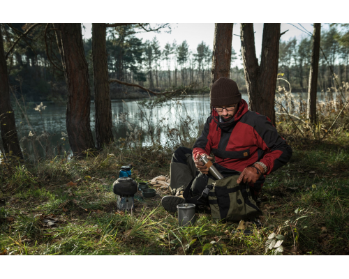 Ручная кофемолка CAMP