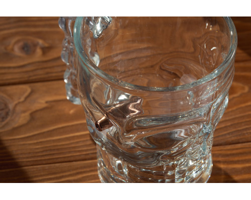 Пивной бокал - череп с пулей