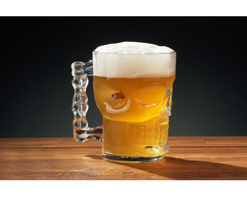 Пивной бокал - череп с пулей