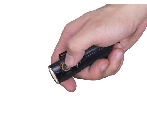 Фонарь ручной Fenix E30R Cree XP-L HI LED