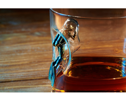 СТАКАН ДЛЯ ВИСКИ С ФИГУРКОЙ ДАЙВЕРА