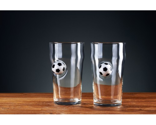 НАБОР ИЗ ДВУХ ПИВНЫХ БОКАЛОВ С МЯЧОМ