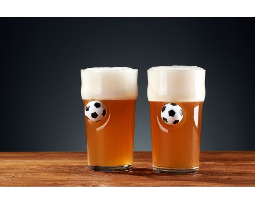 НАБОР ИЗ ДВУХ ПИВНЫХ БОКАЛОВ С МЯЧОМ